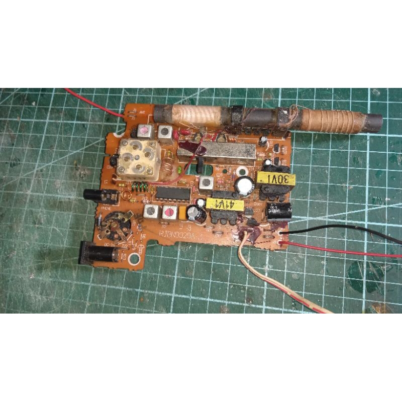 Mesin Radio Panasonic RF 2750