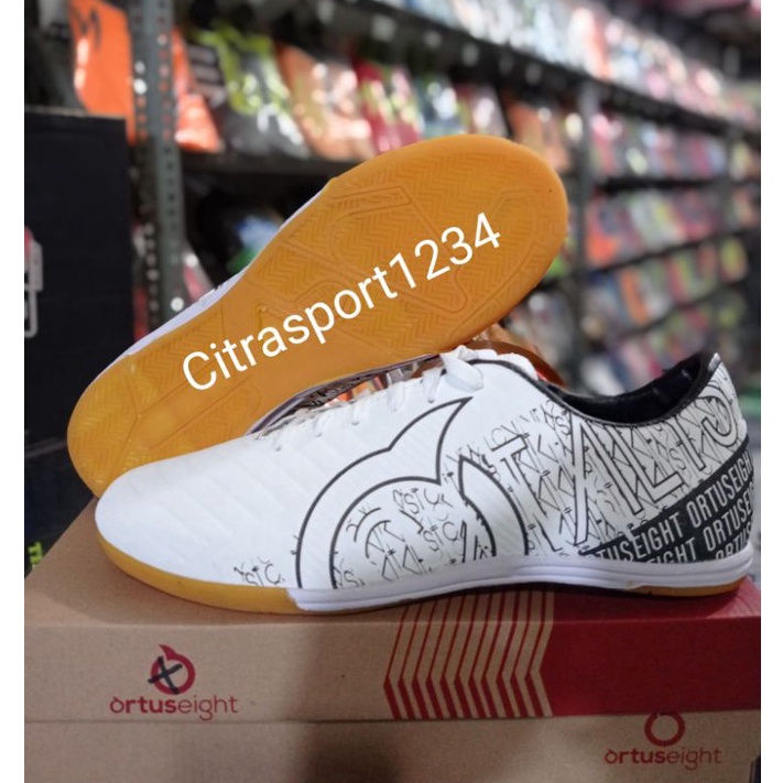 LARIS MANIS Sepatu futsal ortus size besar Sepatu Futsal bige size sepatu Futsal Specs JUMBO ( Bige 