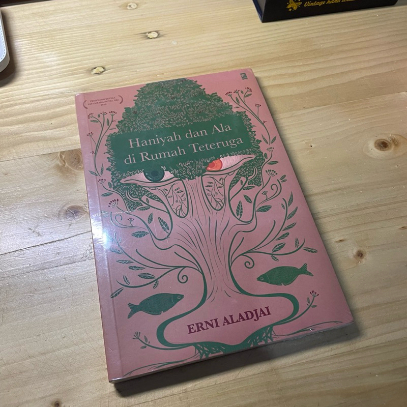 Haniyah dan Ala dirumah teteruga