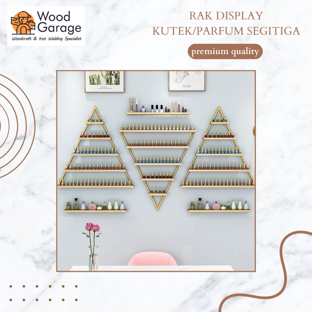 Rak display kutek parfum kayu bentuk segitiga