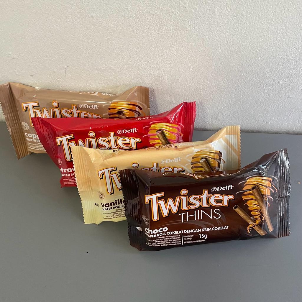 

RiDn DELFI TWISTER THINS 15 GR ( 1 BAG / 12 PC ) / BISKUIT TWISTER THINS / SNACK RASA VANILA /