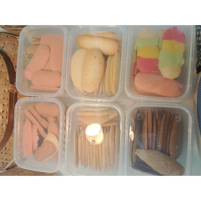 

kue lidah kucing