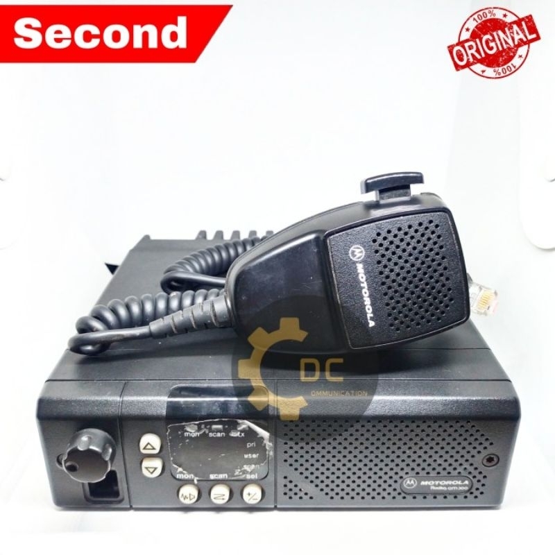RIG MOTOROLA GM300 FREKUENSI UHF 400-470MHz 25 WATT SECOND