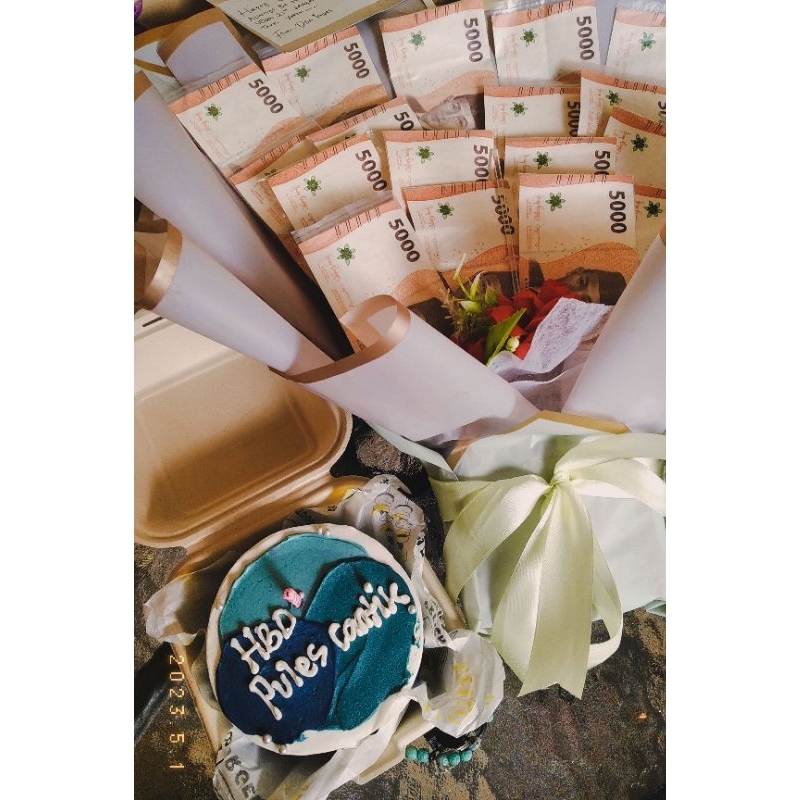 BUKET AESTHETIC/BOUQUET/BISA REQUEST/BUKET MAKANAN/BUKET UANG/BUKET WISUDA/BUKET ULANG TAHUN/BUKET G