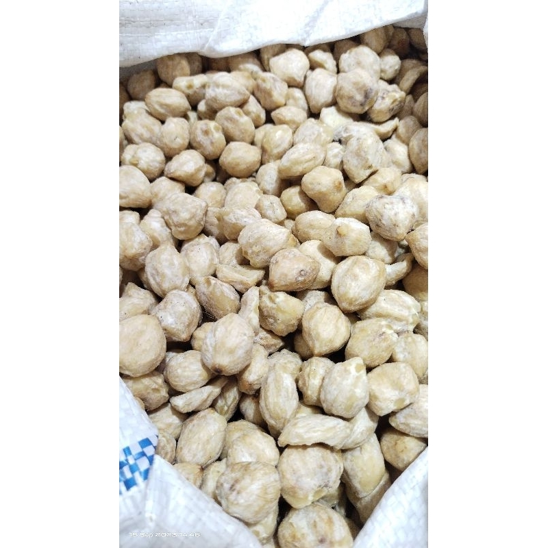 

kemiri bulat 1 bal @ 25kg