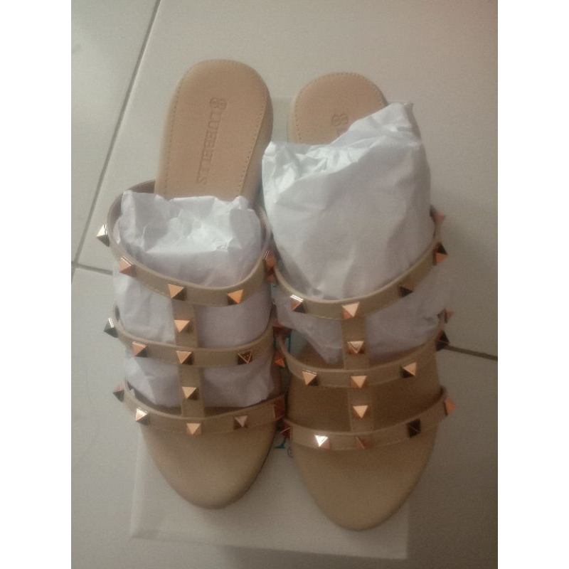 sandal ivona by bluebells