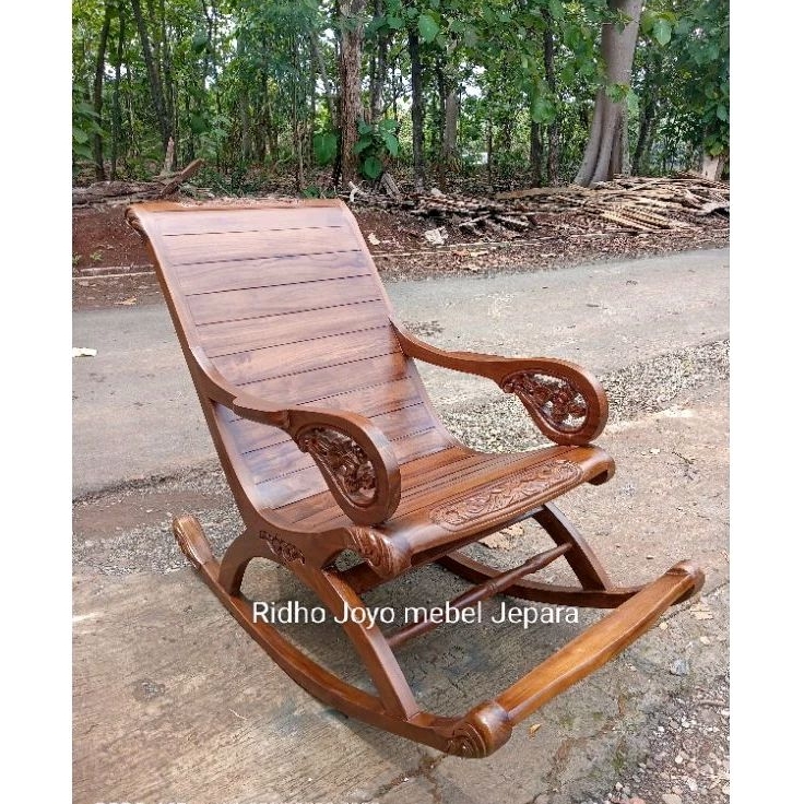 kursi goyang terlaris/kursi goyang jati/kursi malas ukir/kursi malas jati/kursi santai jati/kursi sa