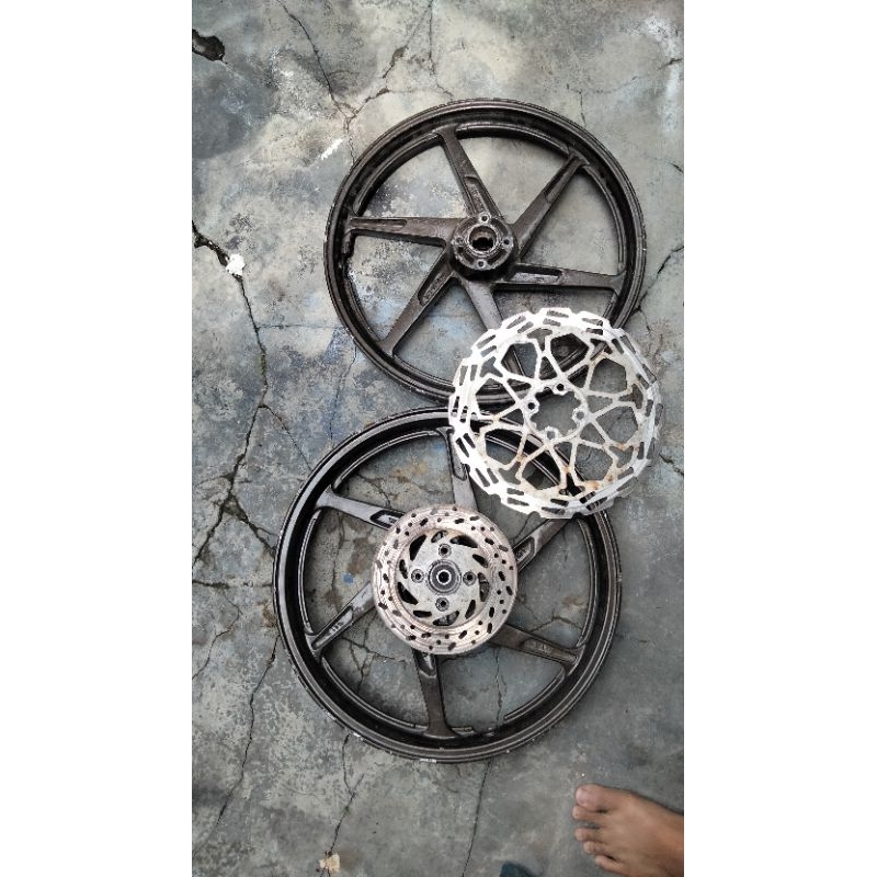 velg original satria Ru 2tak