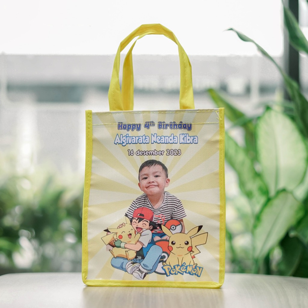 Custom Tas Pesta Ulang Tahun Anak Goodie Bag Model Jinjing full print spunbond kombinasi mika