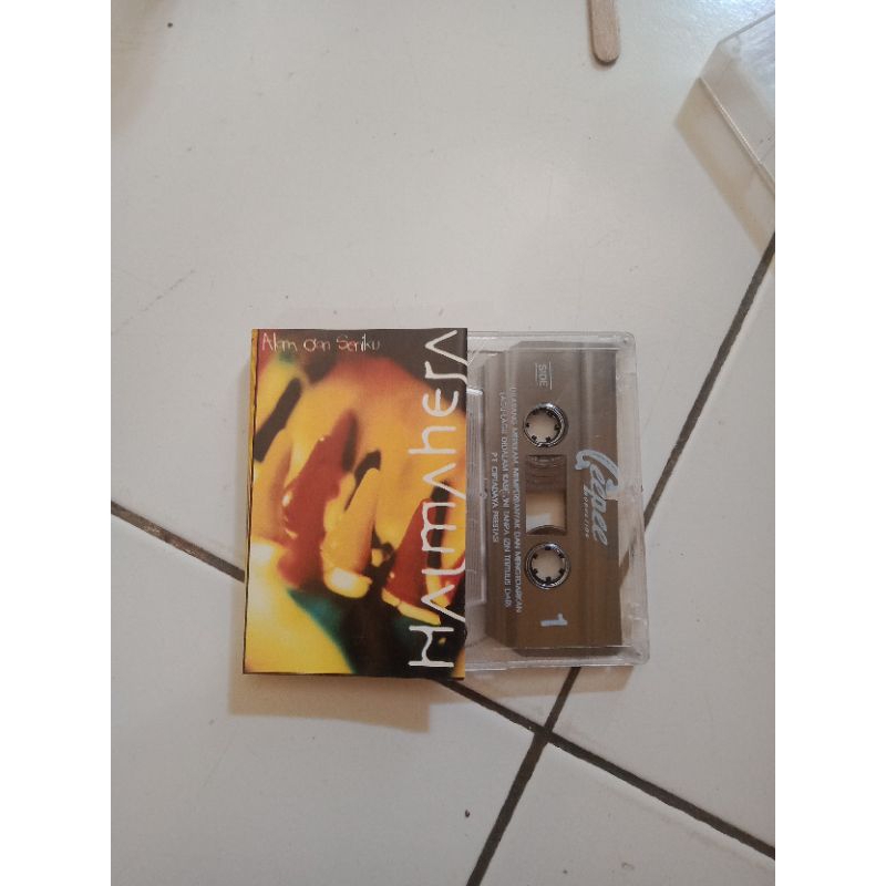 Kaset Halmahera alam n seniku