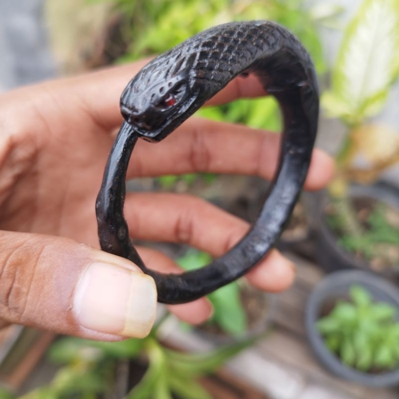 Gelang Akar Bahar Ukir Ular