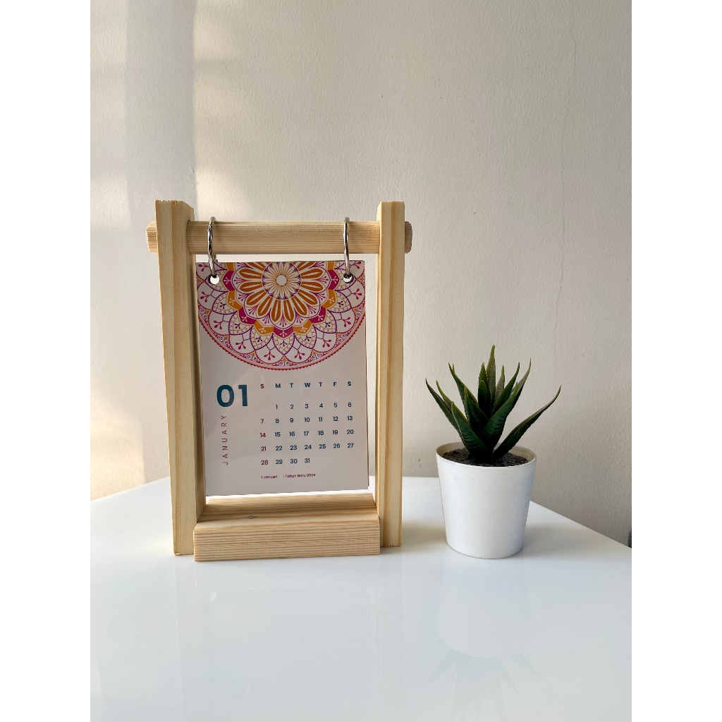 WOOD STAND KALENDER MEJA AESTHETIC 2025 - STAND KAYU KALENDER