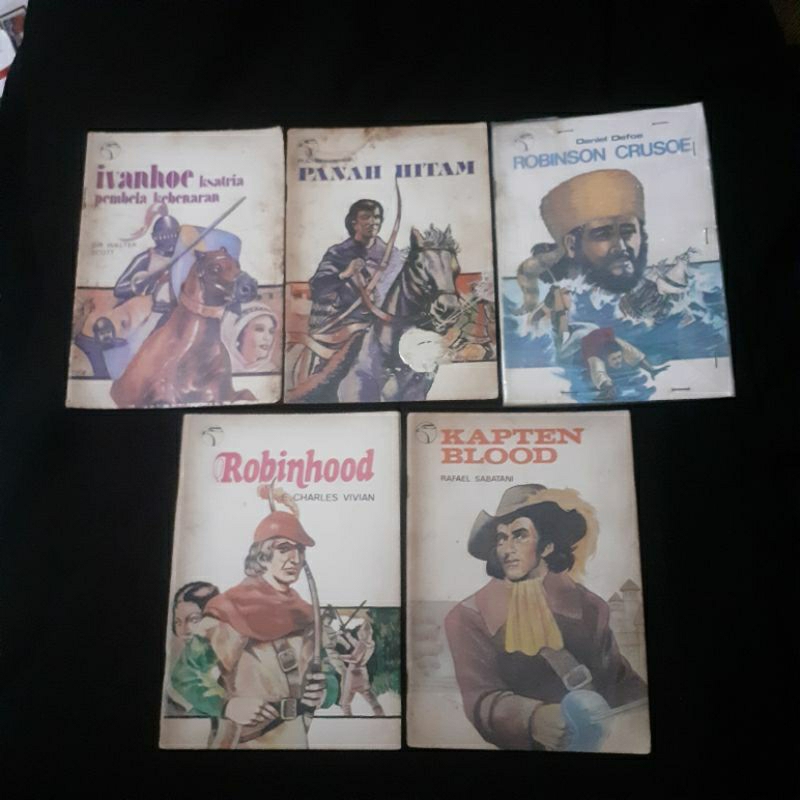 Novel Seri Elang - Ivanhoe - Panah Hitam - Robinson Crusoe - Robin Hood - Kapten Blood