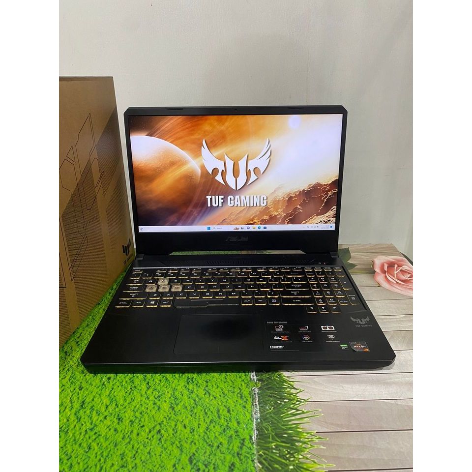 ASUS TUF FX505DT Ryzen 5-3550H Ram 8GB/256GB+1TB Win.11-15,6"FHD 120Hz GTX 1650 (4GB) mulus MURAH