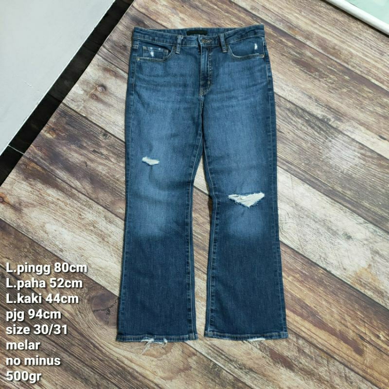 JN9 celana panjang jeans riped fashion Uniqlo size 30 31 pria cowok sobek ripped casual vintage long