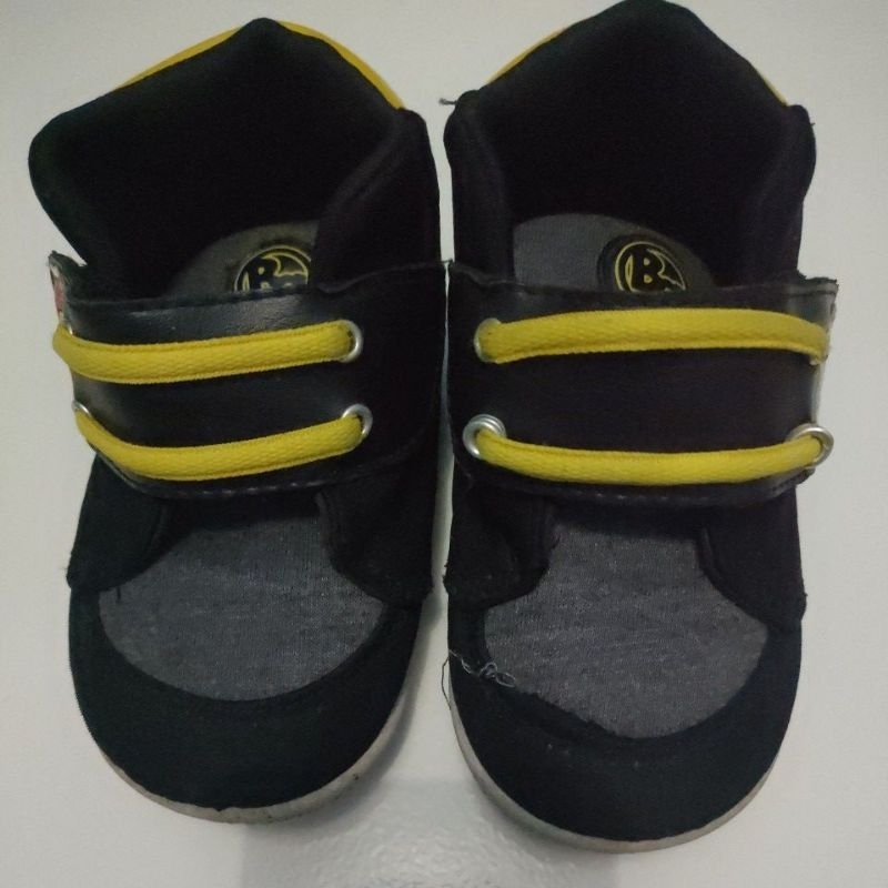 Preloved Bubble Gummers Sepatu Anak Laki-Laki