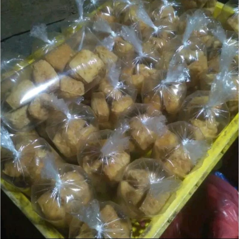 

tahu pong 10 pcs per bungkus