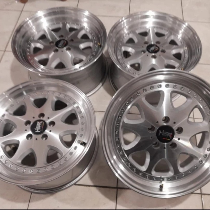 VELG MOBIL BEKAS R18 BAUT 5 BAVARIA R18X8,5-9,5 5X112ET45