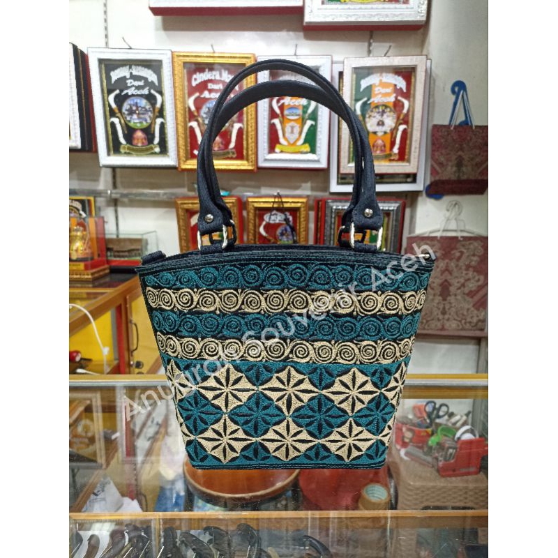 Tas Tima kecil handbag selempang bordiran motif khas Aceh bahan kanvas premium / Tas bordiran motif 