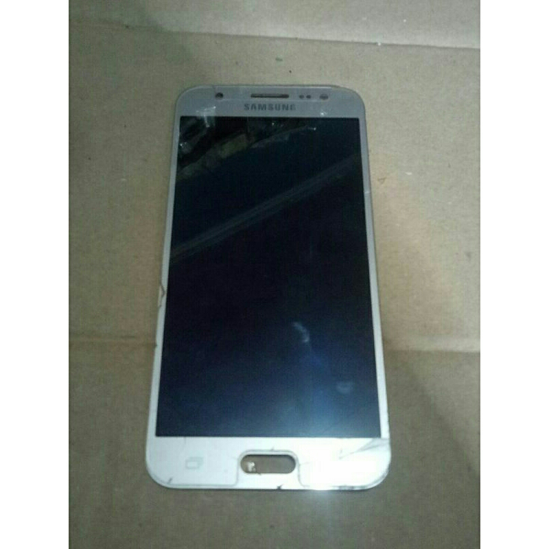 LCD HP Samsung j500g minus TC retak dikit tapi sentuh normal ori cabutan normal udah tested