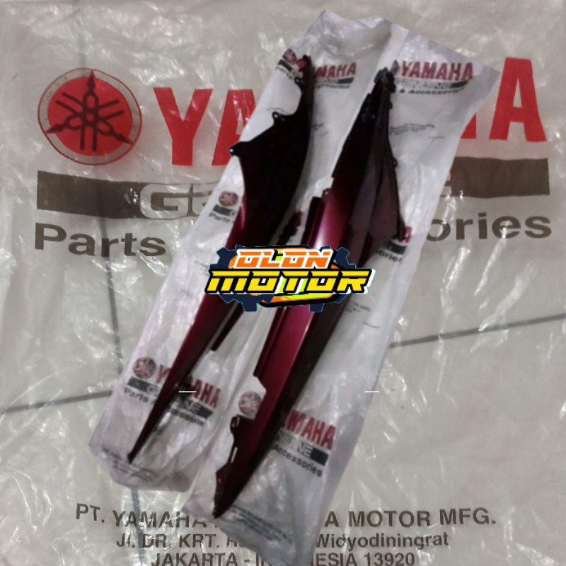 BODY BELAKANG XEON RC XEON GT 125 SEPASANG UNGU ORIGINAL YGP