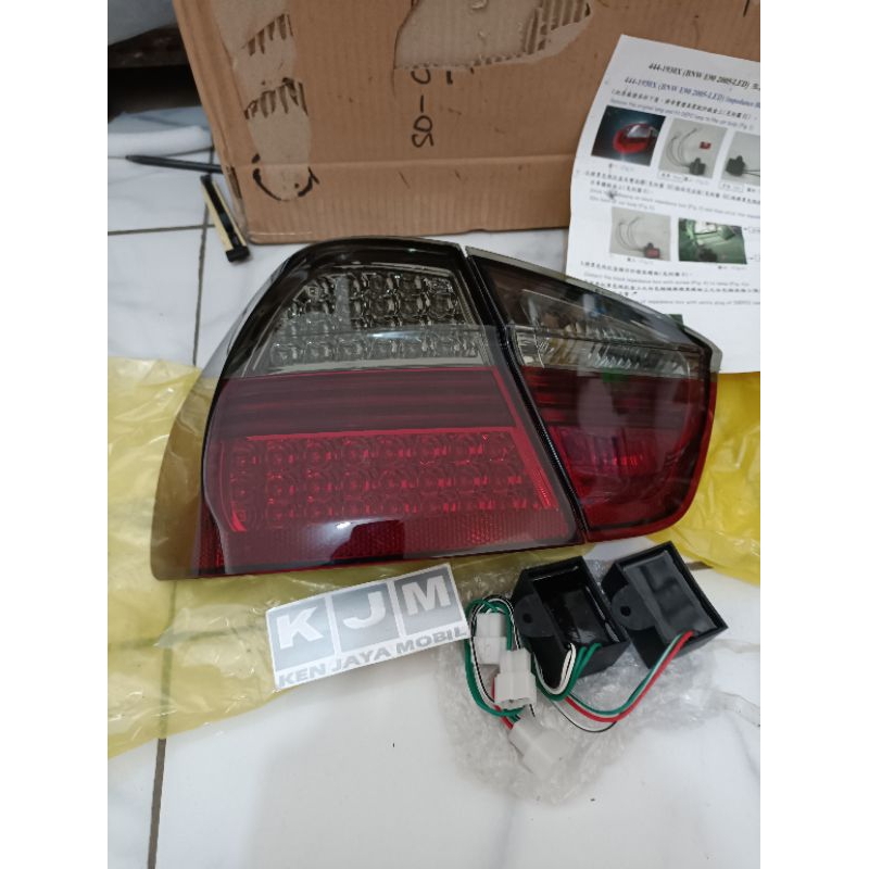 lampu stoplamp bmw e90 led smoke 2005 2006 depo