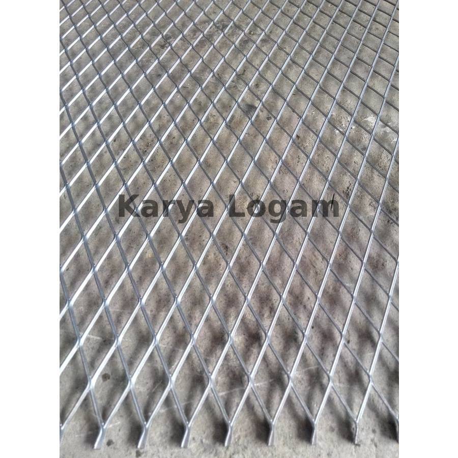 Tumblergrafik Expanded Metal 2028 / Expanded Mesh F2028 Expanda Diamond Mesh Ornamesh