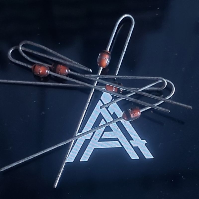 dioda zener 3.4 v 1 wat