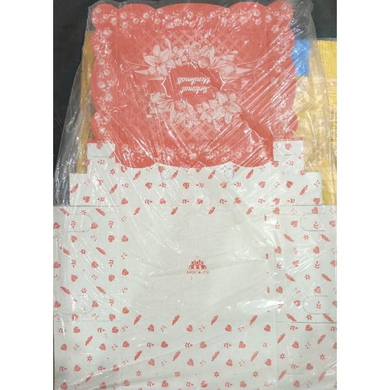 

box kue merah/ motif( selamat menikmati)