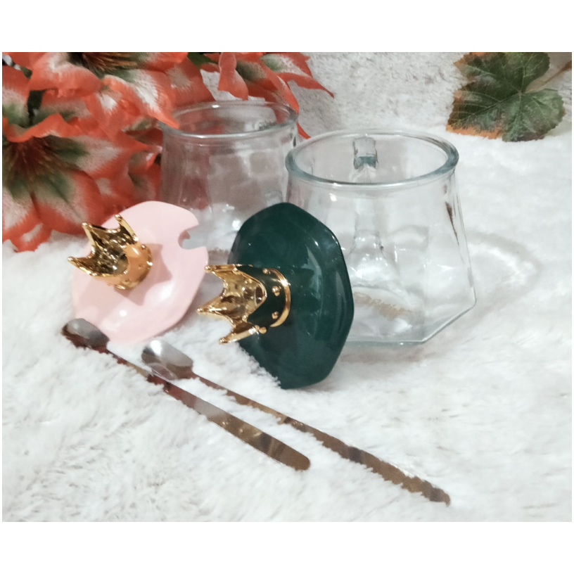 Gelas Kaca Dengan tutupan Mahkota MUG MAHKOTA