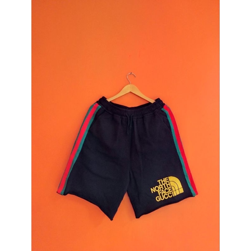 Shortpants/celana pendek the north face x gucci