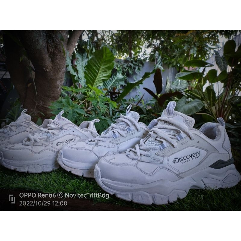 sepatu discovery expedition second Dwalker V2 Preloved Korean style sneakers boots adventure  bekas 