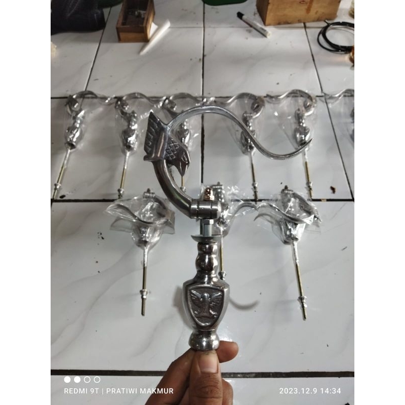 Gantungan Sangkar Burung BNR Radja Silver Gantungan Garuda Set Pion Silver