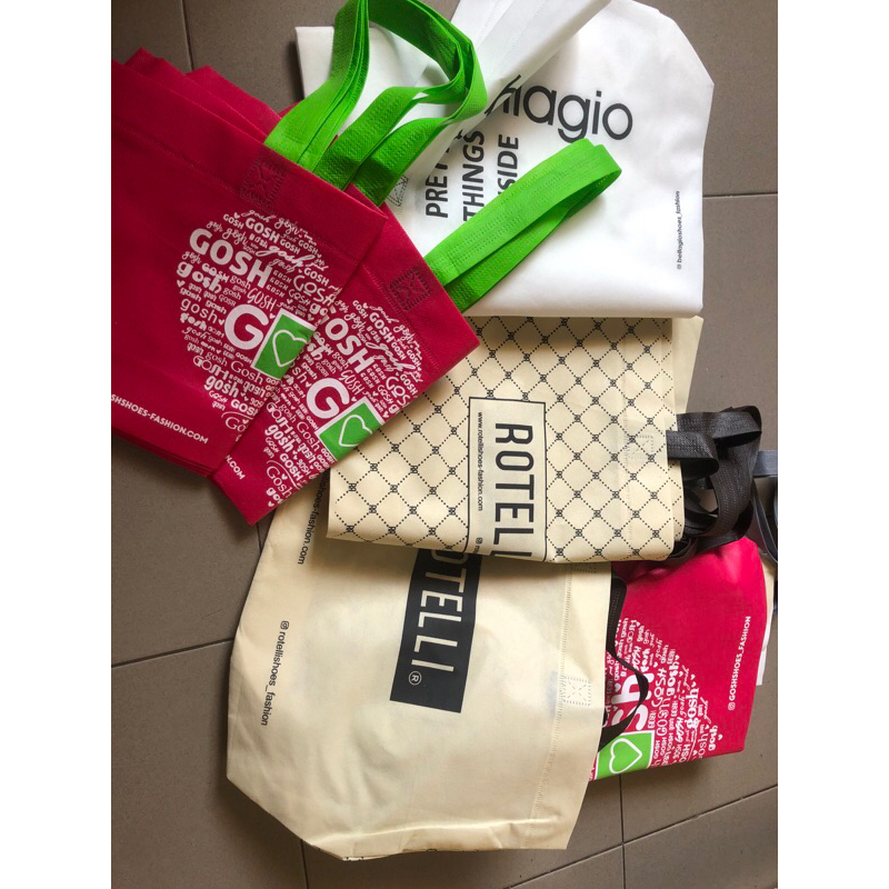 

paper bags Rotelli Gosh Bellagio