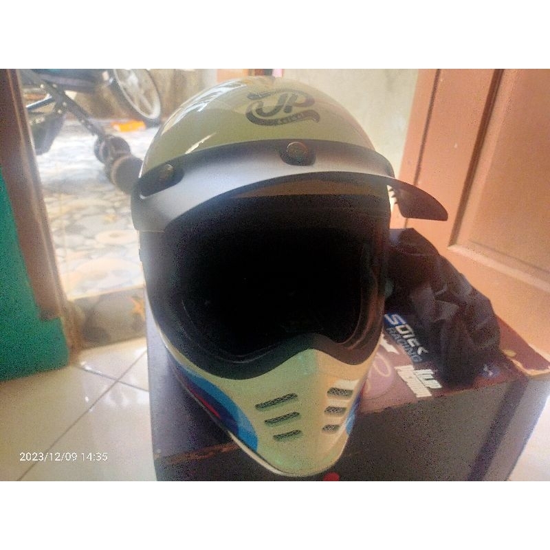 Helm JPX Signature SG01