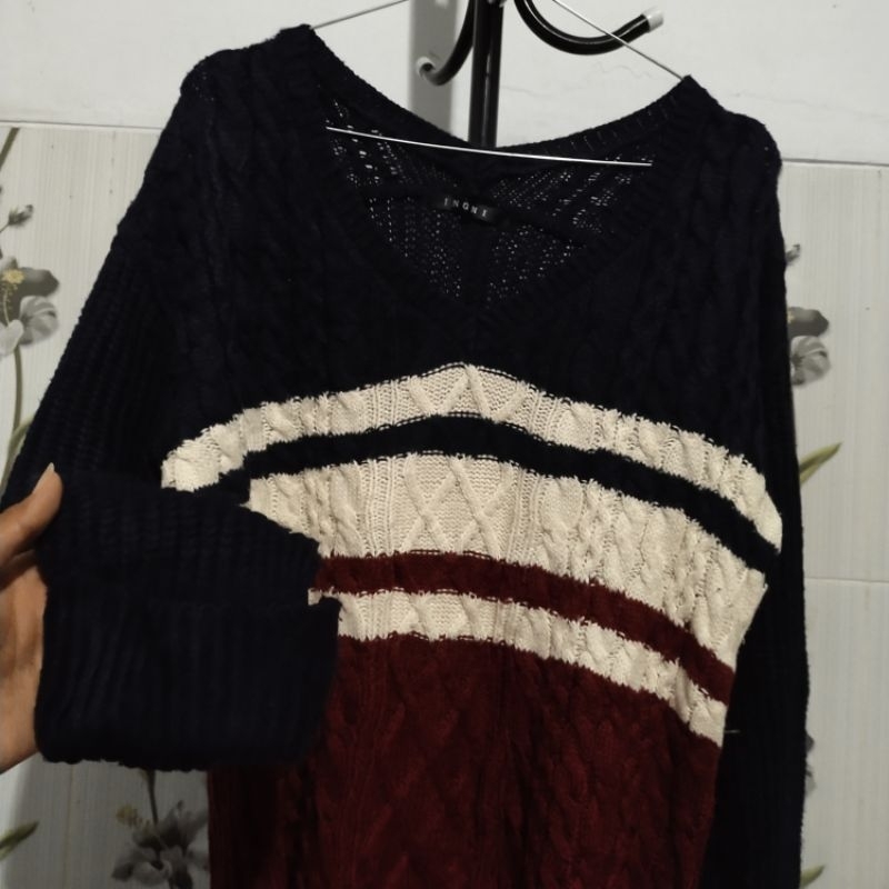 vneck kepang ingni