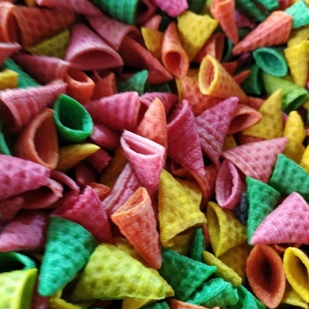 

KERUPUK KERUCUT 1KG TOPPING SEBLAK