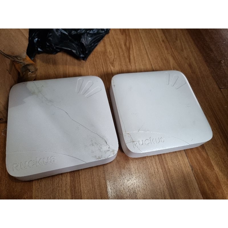 Ruckus ZoneFlex 7982 Access Point Dual Band 2.4Ghz 5Ghz Wireless