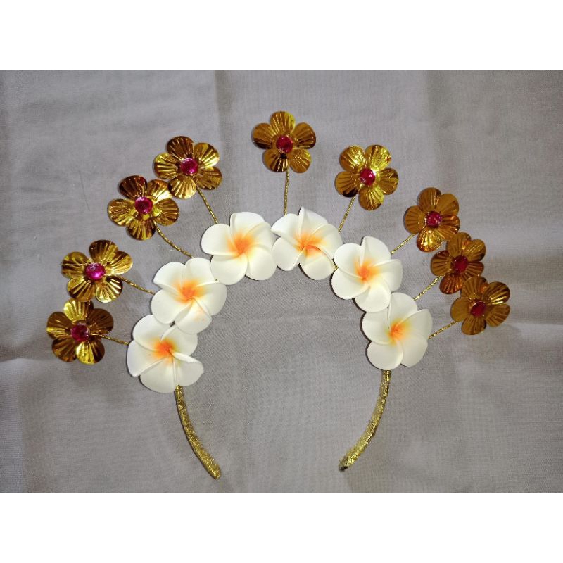 Mahkota bunga kamboja/hiasan kepala
