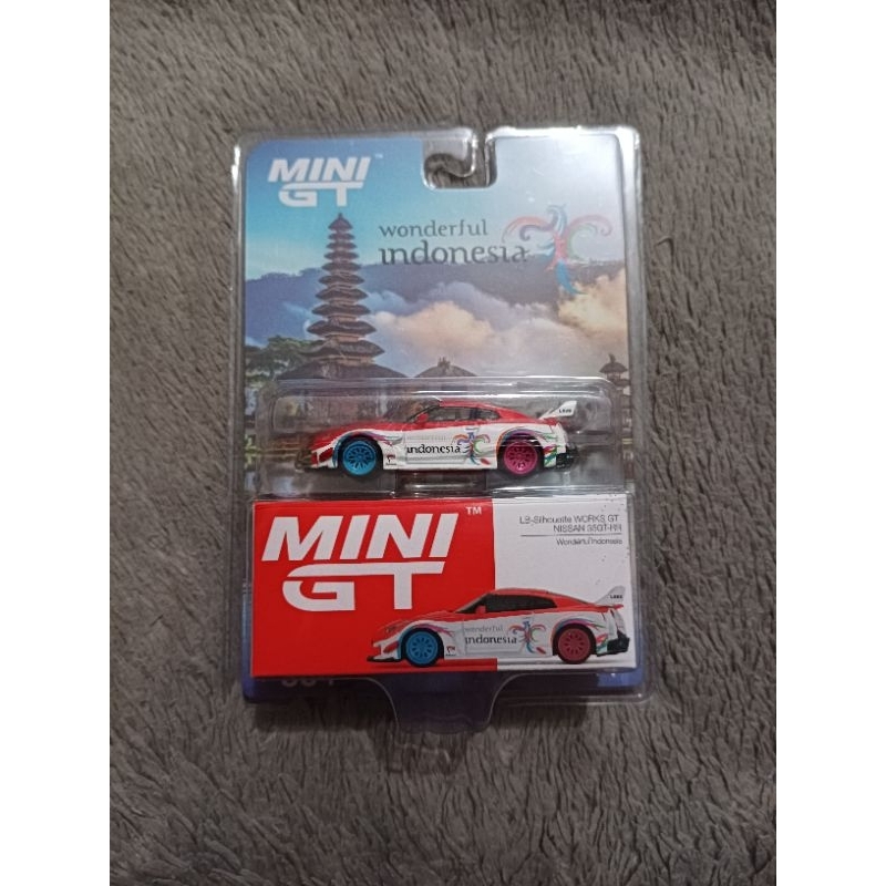 MiniGT Nissan GTR R35 LBWK Wonderful Indonesia