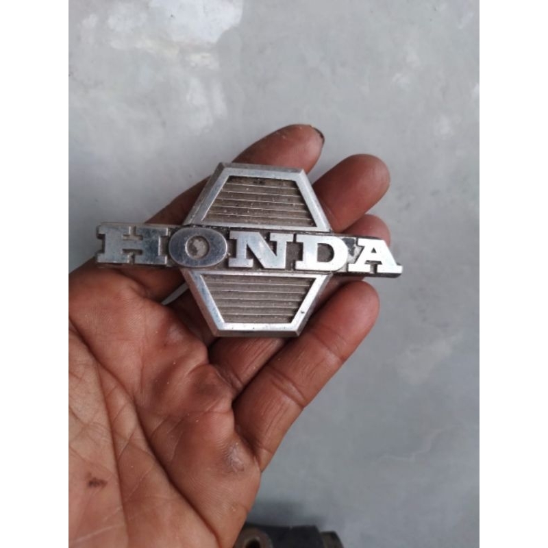 emblem sayap honda c70 original