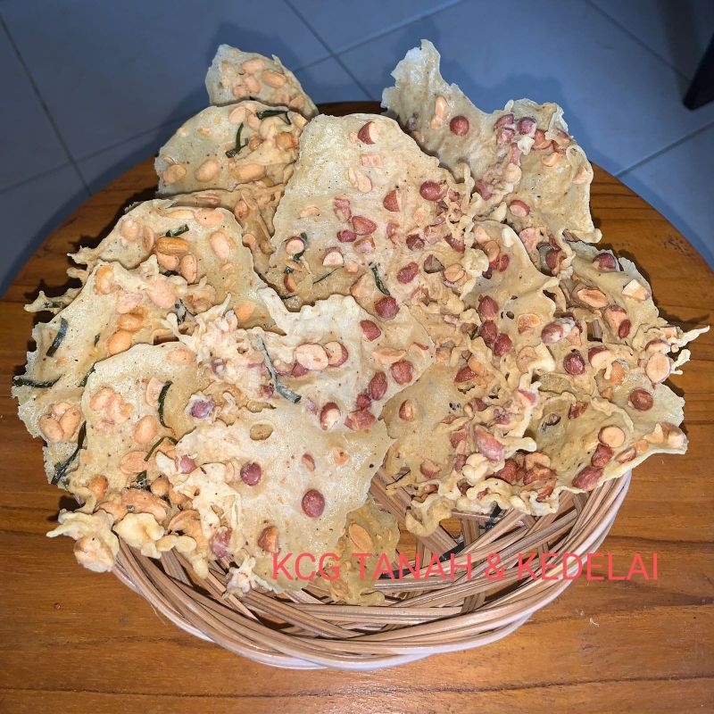 Peyek / Rempeyek Kacang kedelai khas Lampung