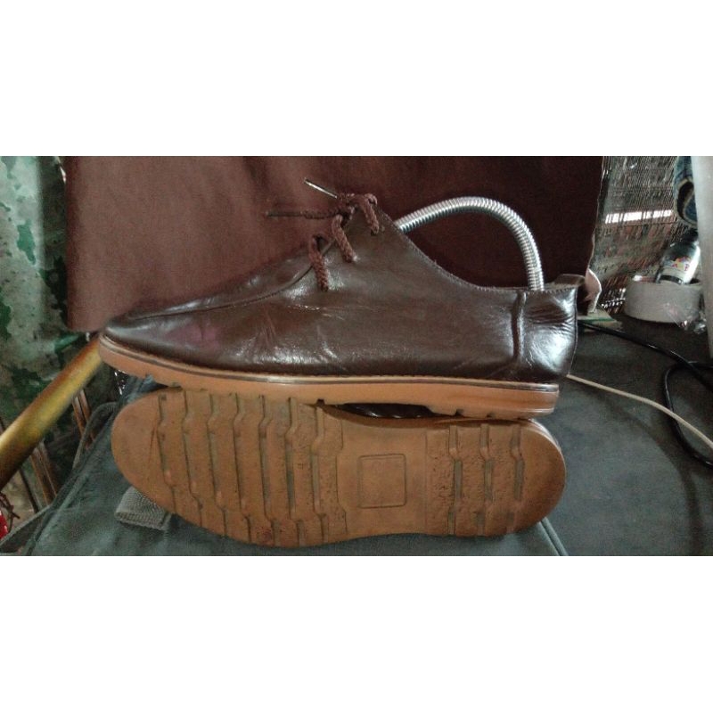 Sepatu second kulit coklat AOKANG