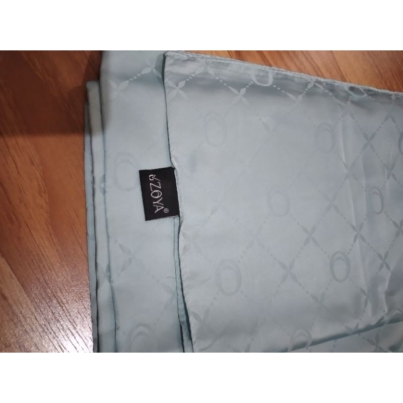 Jilbab segiempat Zoya preloved