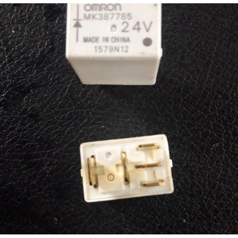 Relay power atau relay omron 24 volt kaki 5 ps canter 125 turbo Asli