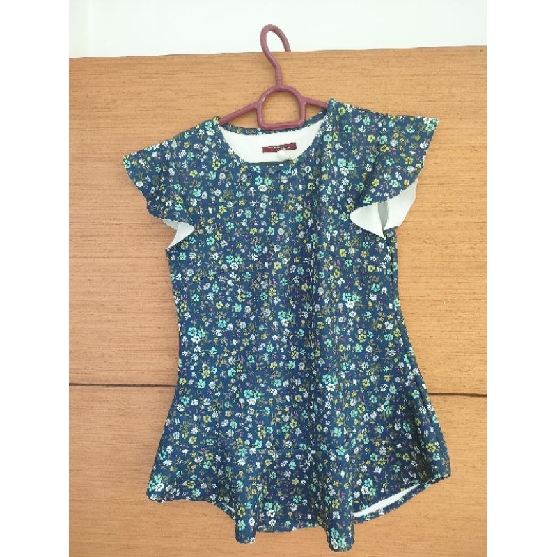 atasan blus wanita motif bunga Berska