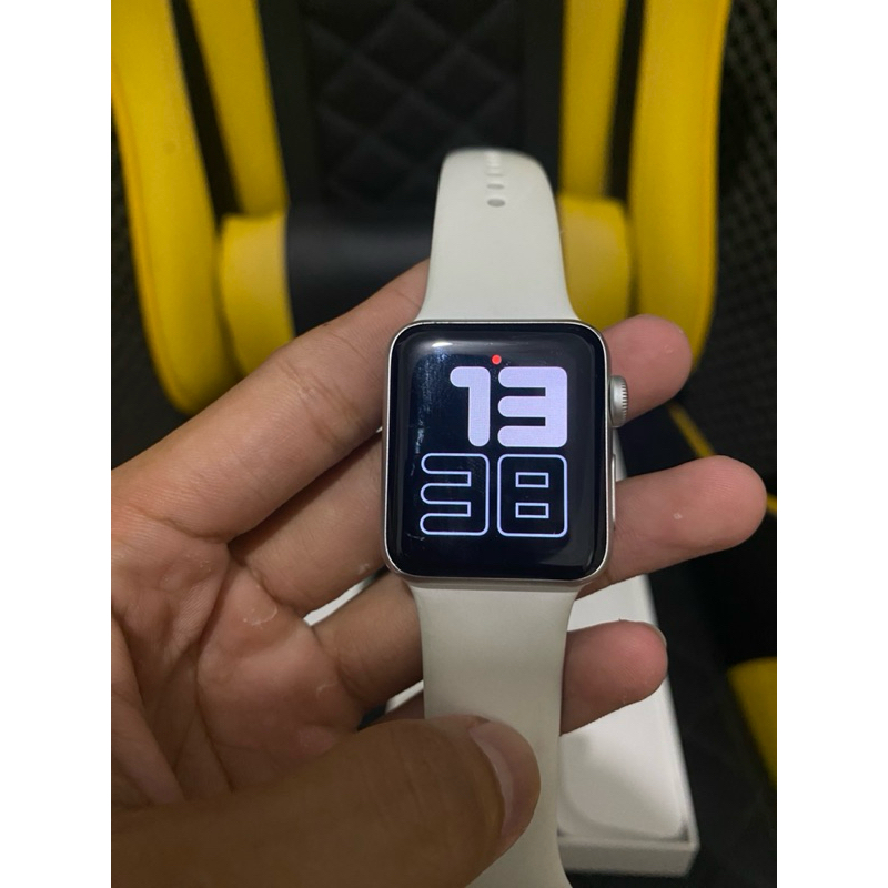 Apple Watch Series 3 38mm silver ex ibox second pribadi