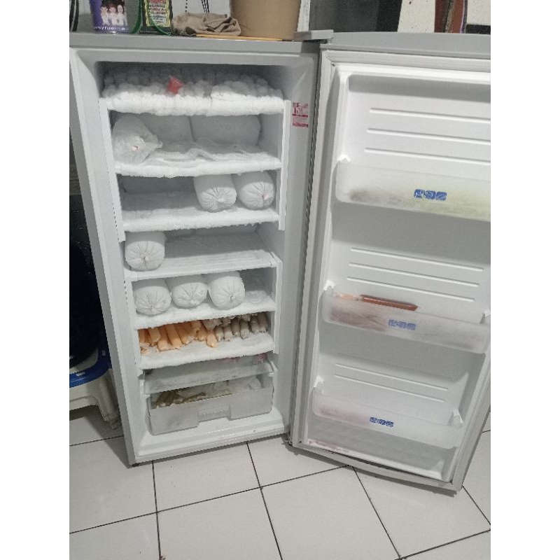 freezer sharp 6 rak bergaransi