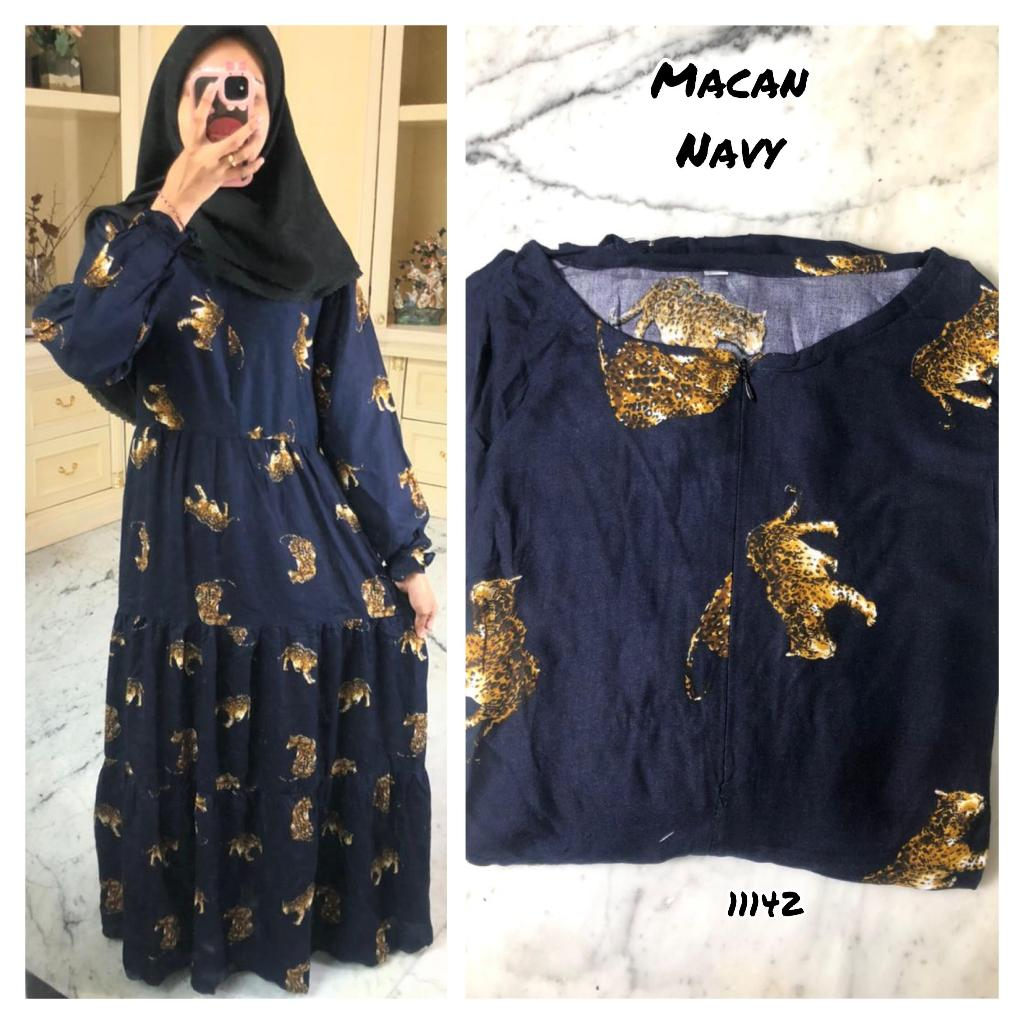 GAMIS RAYON MOTIF MACAN (NAVY)