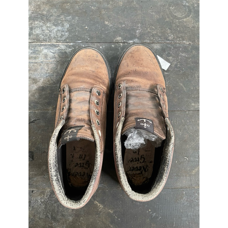 macbeth HENSLEY BROWN